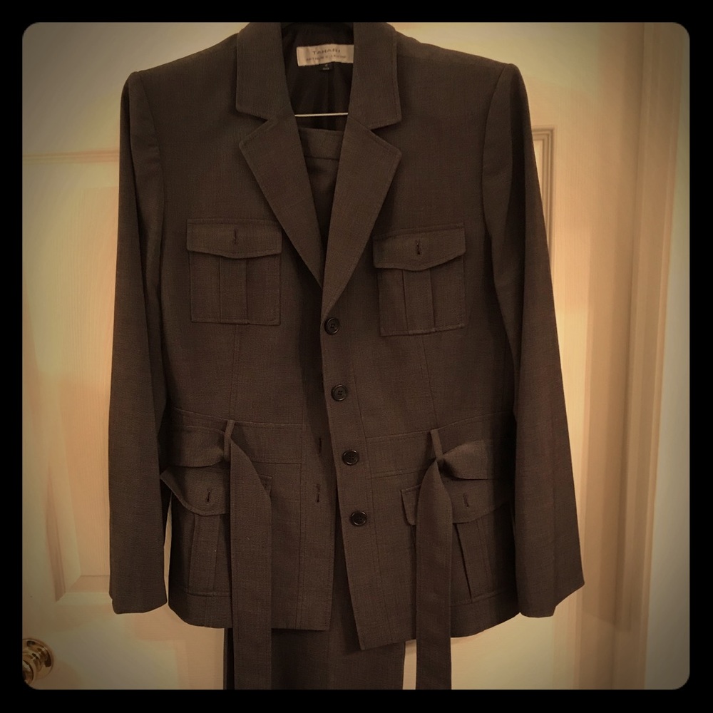 Tahari Pant Suit